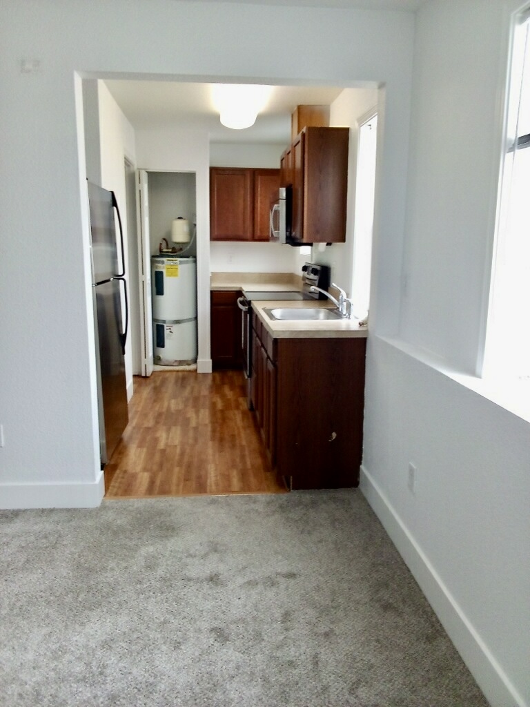 122 West Main Street, #305